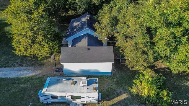 305 Vineyard, Hardin, IL 62047