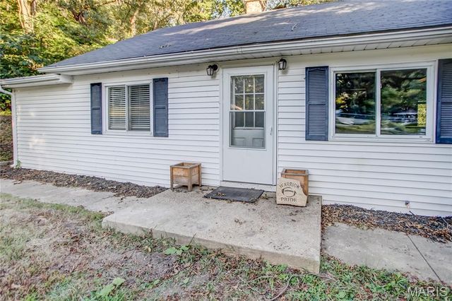 305 Vineyard, Hardin, IL 62047