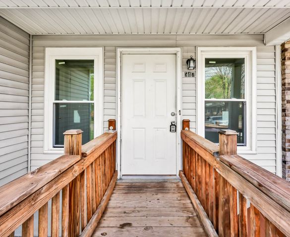 547 Donna Dr, Clarksville, TN 37042