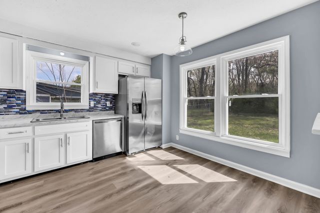 547 Donna Dr, Clarksville, TN 37042