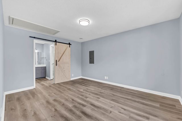 547 Donna Dr, Clarksville, TN 37042