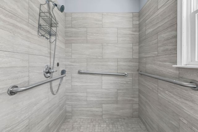 547 Donna Dr, Clarksville, TN 37042