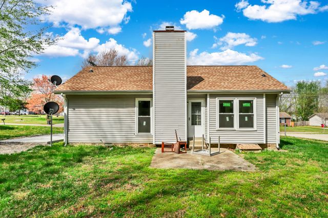 547 Donna Dr, Clarksville, TN 37042