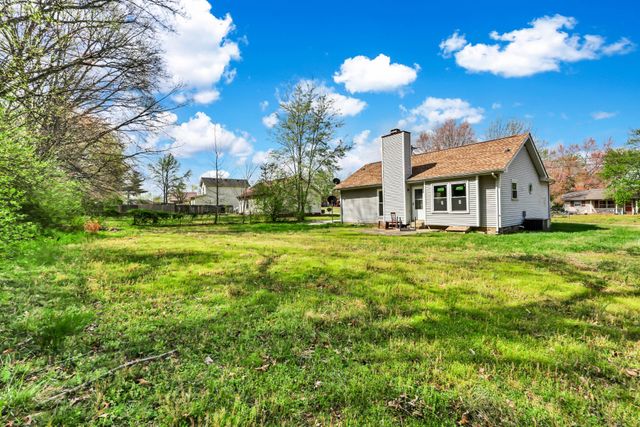 547 Donna Dr, Clarksville, TN 37042