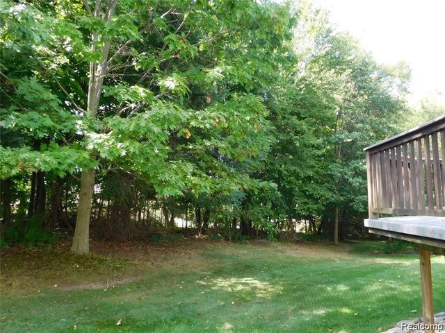 29377 Whistler Drive, Novi, MI 48377
