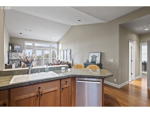 10209 Se BRISTOL Ln, Happy Valley, OR 97086