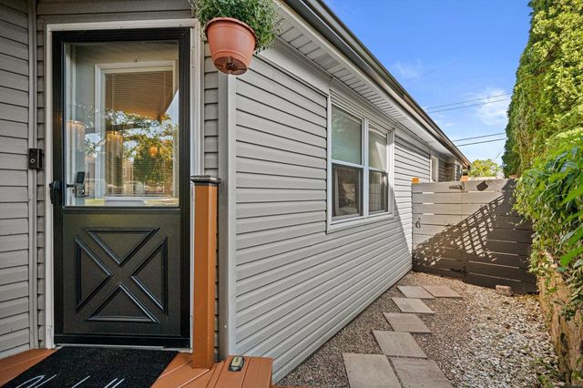 3932 S 1st STREET, Milwaukee, WI 53207