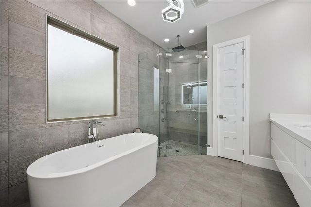 12402 Pepper Creek Lane, Pearland, TX 77584