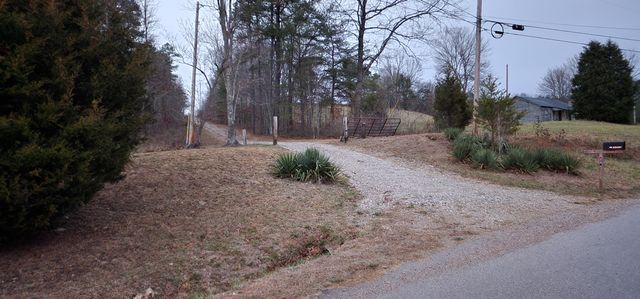 1379 Highway 577 East, Annville, KY 40402