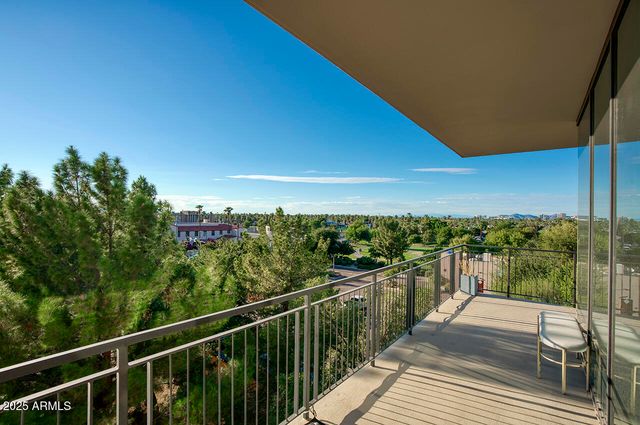 208 W PORTLAND Street 460, Phoenix, AZ 85003