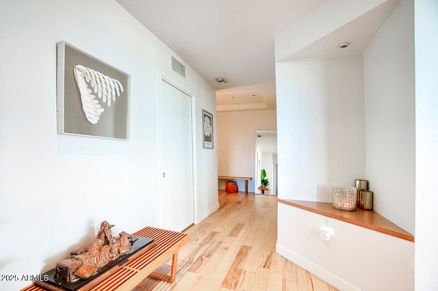 208 W PORTLAND Street 460, Phoenix, AZ 85003