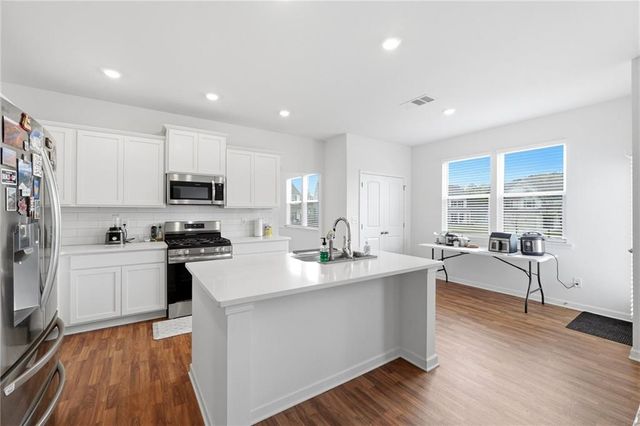 760 Oakmont Trace, Canton, GA 30114