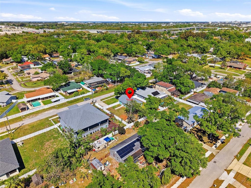 Image 51 of property listing at 6052 114TH AVENUE N, Pinellas Park, FL 33782