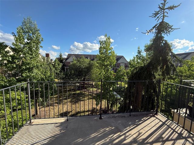 25630 PORTICO Lane, Novi, MI 48375
