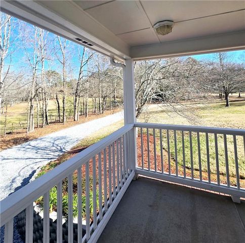 866 Lee Byrd Road, Loganville, GA 30052