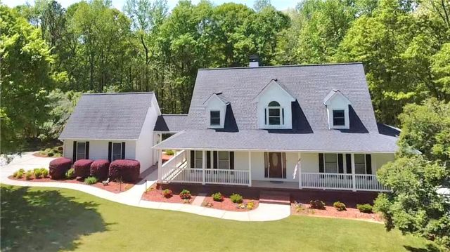866 Lee Byrd Road, Loganville, GA 30052
