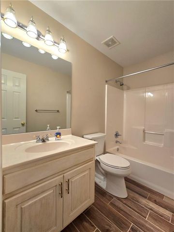 866 Lee Byrd Road, Loganville, GA 30052