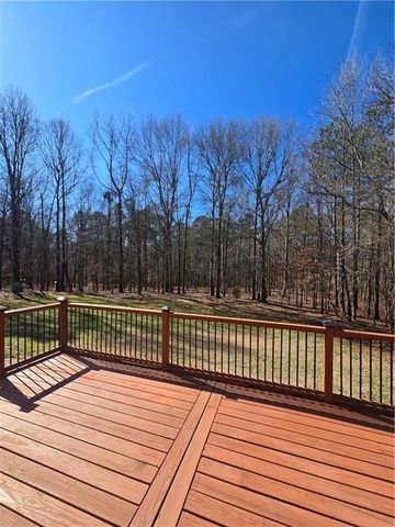 866 Lee Byrd Road, Loganville, GA 30052