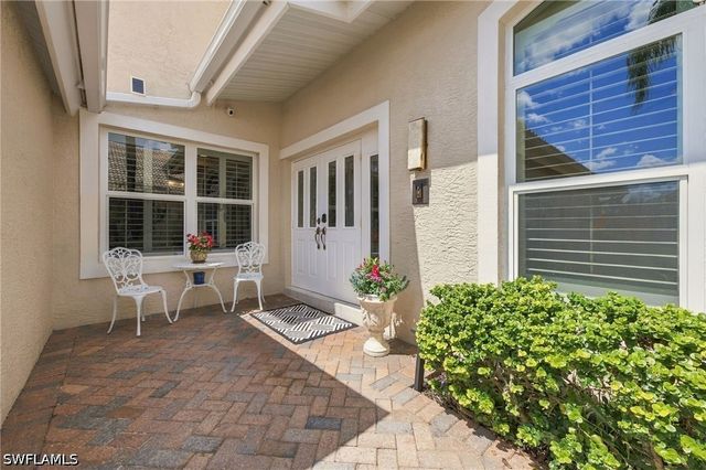 471 Palo Verde DR, Naples, FL 34119
