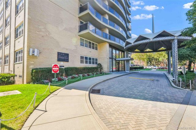 66-36 Yellowstone Boulevard A10, Forest Hills, NY 11375