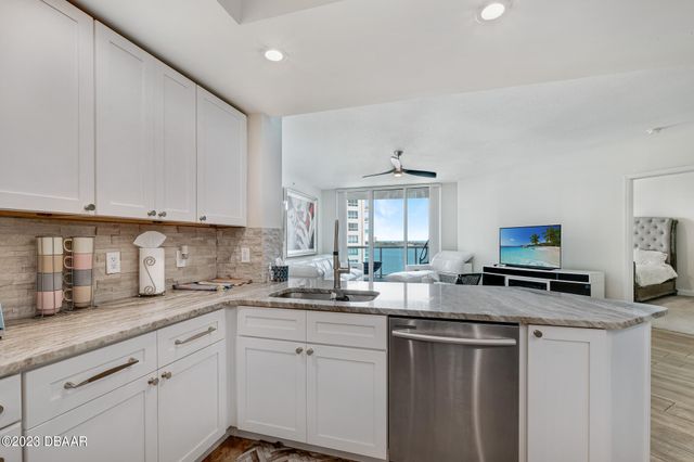 231 Riverside Dr Unit 1006, Holly Hill, FL 32117