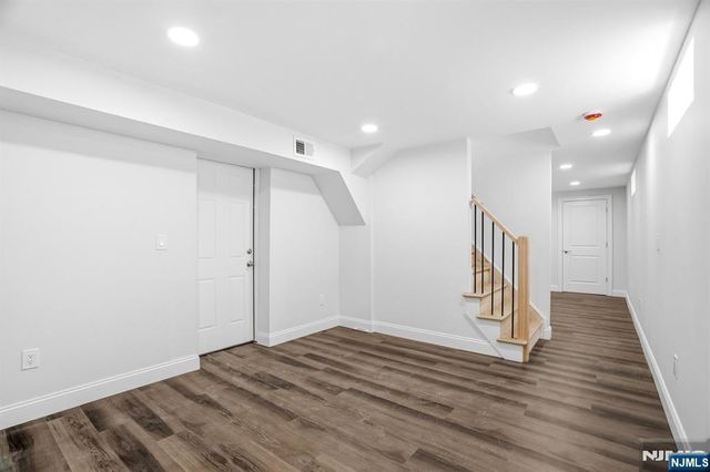 402 Riverview Avenue, North Arlington, NJ 07031