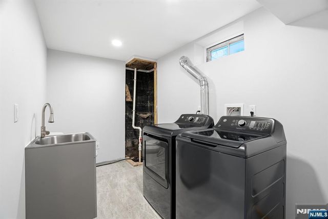 402 Riverview Avenue, North Arlington, NJ 07031