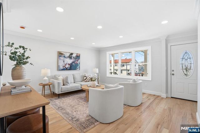 402 Riverview Avenue, North Arlington, NJ 07031