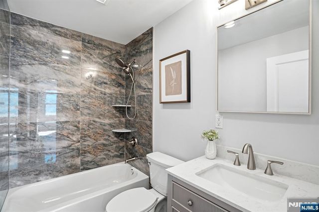 402 Riverview Avenue, North Arlington, NJ 07031