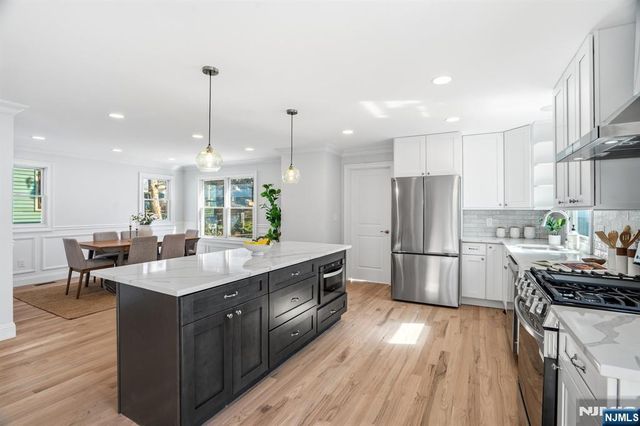 402 Riverview Avenue, North Arlington, NJ 07031