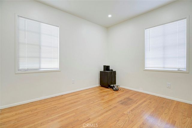 3055 Sycamore Avenue, La Crescenta, CA 91214