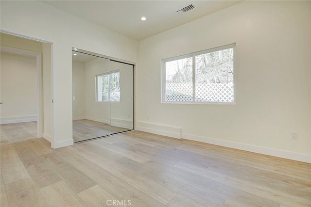 3055 Sycamore Avenue, La Crescenta, CA 91214