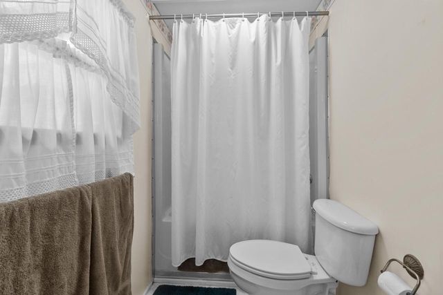 818 S Eastown Manor, Elkhorn, WI 53121