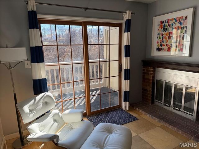 2244 Canyonlands Drive D, Maryland Heights, MO 63043