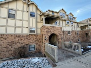 2244 Canyonlands Drive D, Maryland Heights, MO 63043