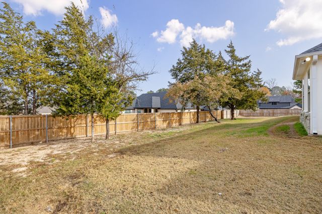 14620 Woodland Creek Drive, Tyler, TX 75706