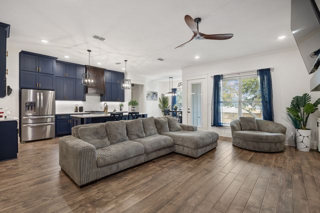 14620 Woodland Creek Drive, Tyler, TX 75706