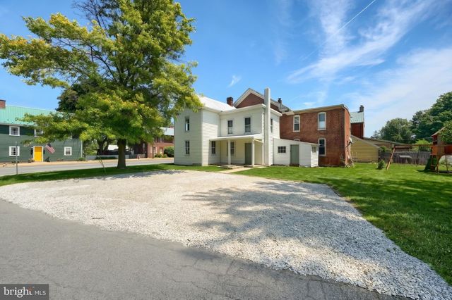 538-540 W KING ST, East Berlin, PA 17316