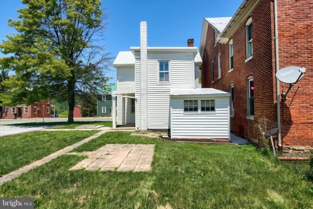 538-540 W KING ST, East Berlin, PA 17316