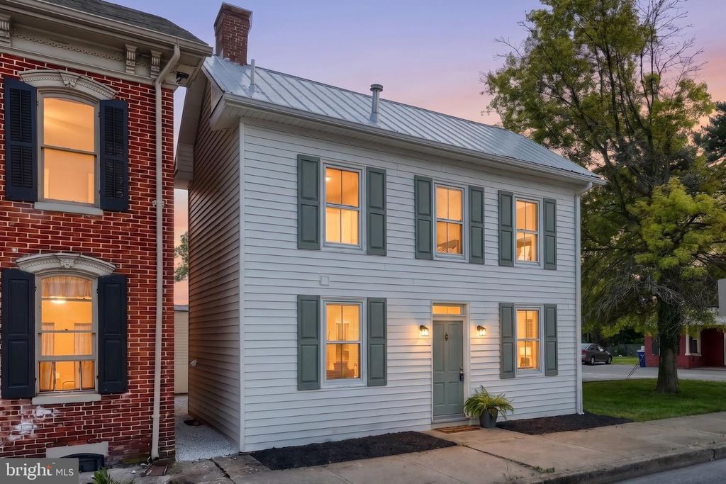538-540 W KING ST, East Berlin, PA 17316