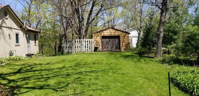 136 Hickory Nut Lane, Edgerton, WI 53534