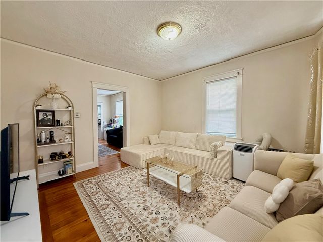 32 Richter Street, Providence, RI 02908