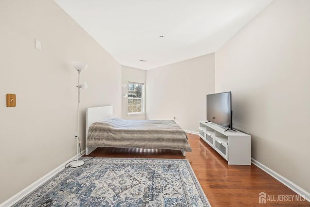 540 Cranbury Road 107, East Brunswick, NJ 08816