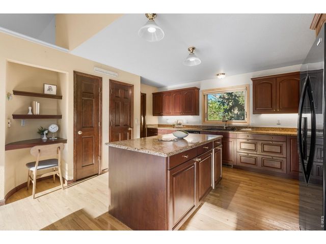 4575 Robinson Pl, Boulder, CO 80301