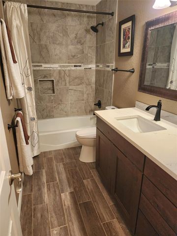 817 Willow Creek CIR, San Marcos, TX 78666