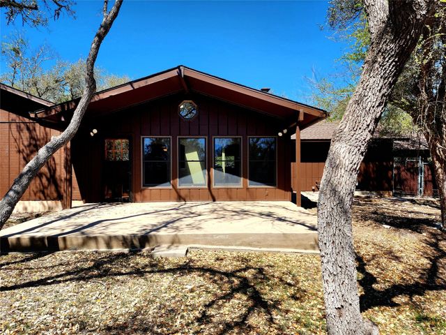 817 Willow Creek CIR, San Marcos, TX 78666