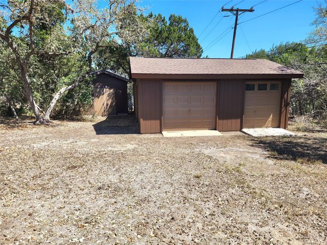 817 Willow Creek CIR, San Marcos, TX 78666