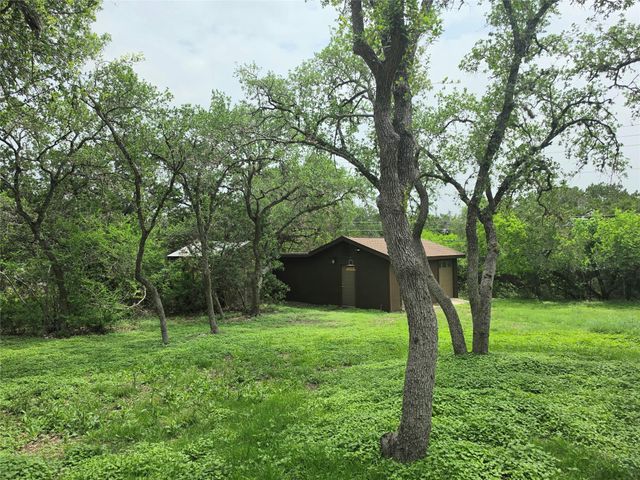 817 Willow Creek CIR, San Marcos, TX 78666