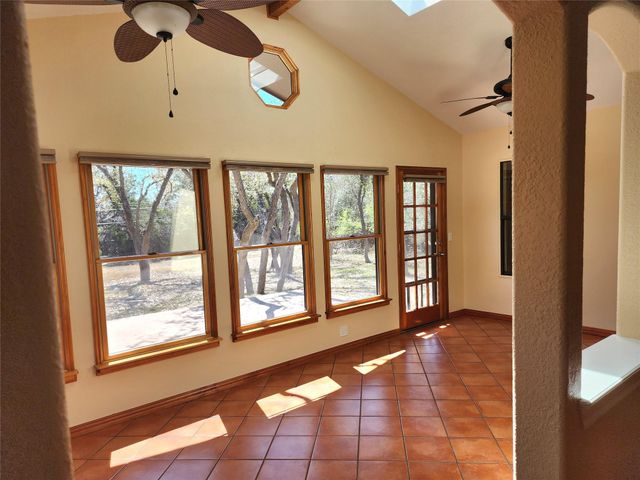 817 Willow Creek CIR, San Marcos, TX 78666