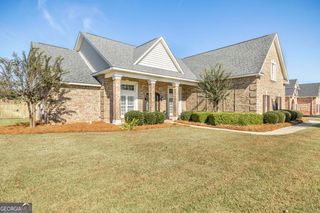 115 Flora Circle, Warner Robins, GA 31088